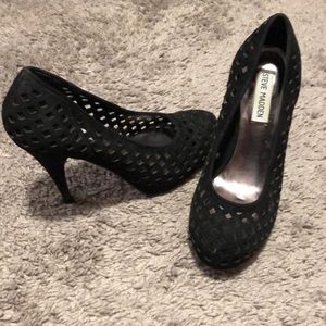 Steve Madden black pump